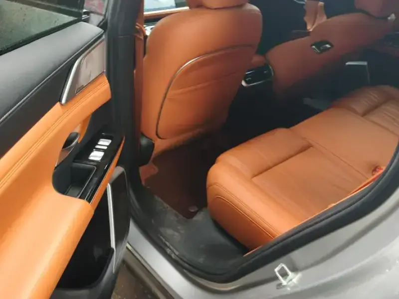 2022 Xpeng G9 с пробегом 128 000 км