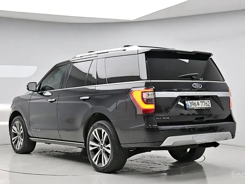 2021 Ford Expedition с пробегом 93 603 км