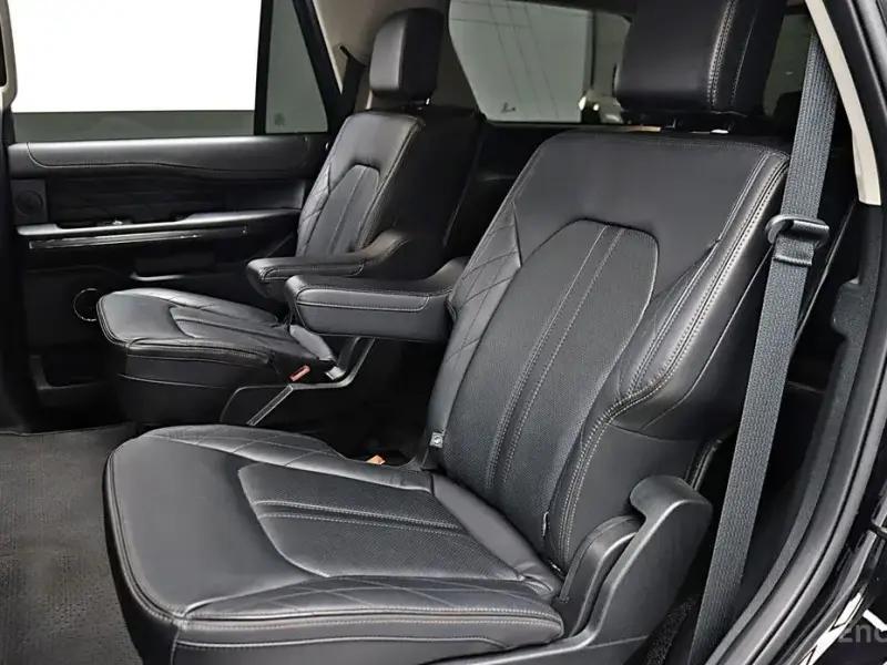 2021 Ford Expedition с пробегом 93 603 км