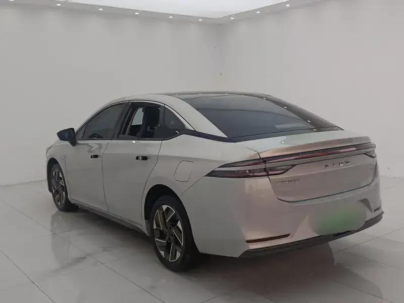 2021 Aion S с пробегом 58 000 км