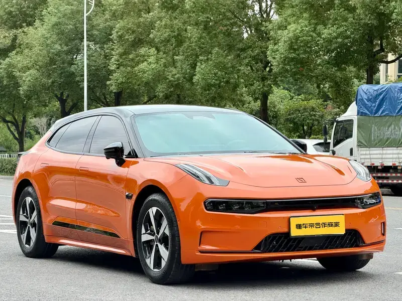 2023 Zeekr 001 с пробегом 77 800 км