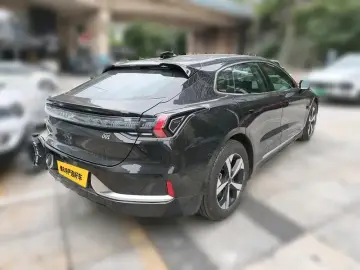 2022 Zeekr 001 с пробегом 89 500 км