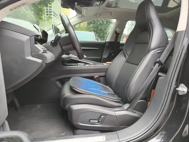 2022 Zeekr 001 с пробегом 89 500 км