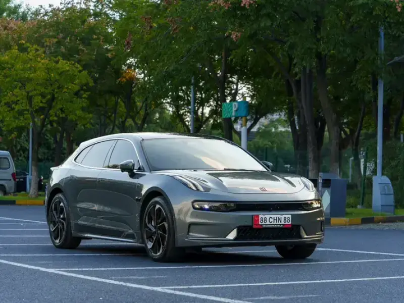 2022 Zeekr 001 с пробегом 100 000 км