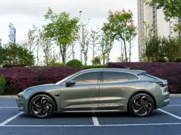 2022 Zeekr 001 с пробегом 100 000 км