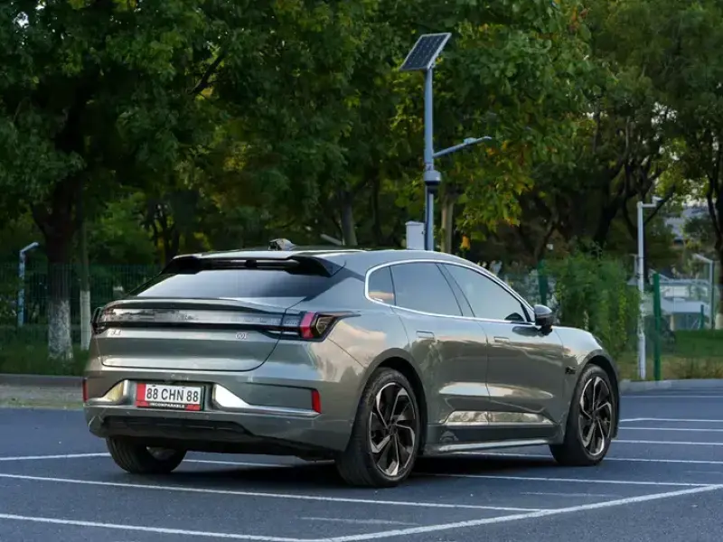 2022 Zeekr 001 с пробегом 100 000 км