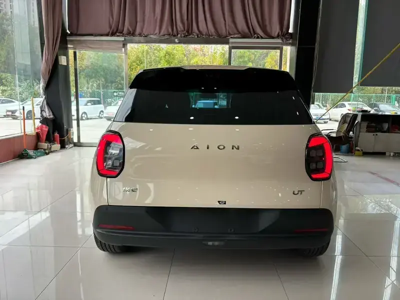 2025 Aion UT с пробегом 21 000 км