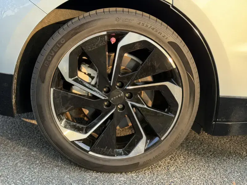 2021 Zeekr 001 с пробегом 91 300 км