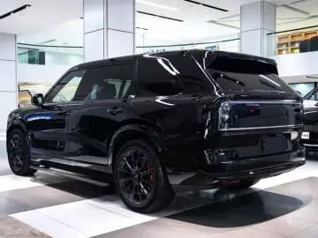 2025 Zeekr 9X с пробегом 6 000 км