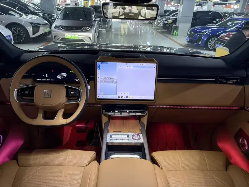 2025 Zeekr 9X с пробегом 5 100 км