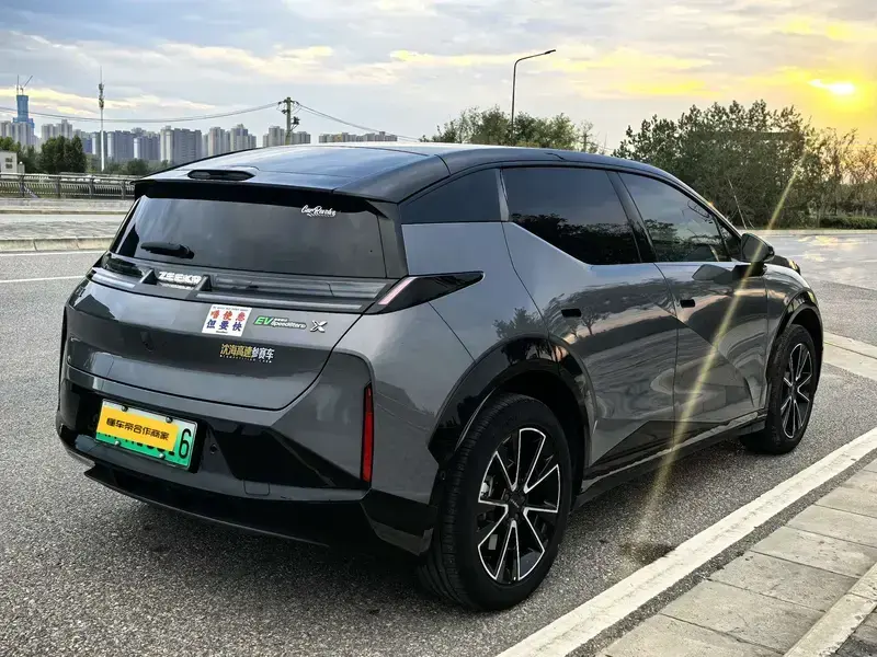 2026 Zeekr X с пробегом 31 000 км