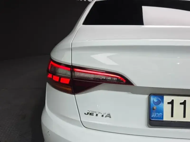 2021 Volkswagen Jetta с пробегом 68 476 км