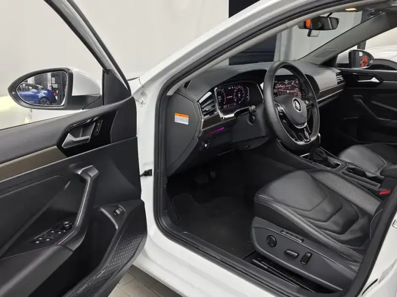 2021 Volkswagen Jetta с пробегом 81 613 км