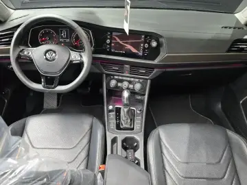 2020 Volkswagen Jetta с пробегом 84 216 км