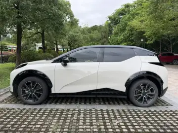 2023 Zeekr X с пробегом 55 000 км