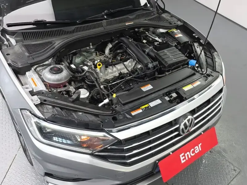 2020 Volkswagen Jetta с пробегом 21 686 км