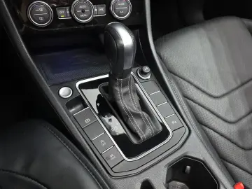 2021 Volkswagen Jetta с пробегом 128 595 км