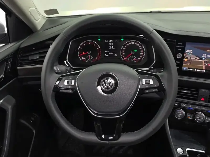2020 Volkswagen Jetta с пробегом 21 686 км