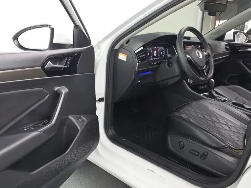 2021 Volkswagen Jetta с пробегом 128 595 км
