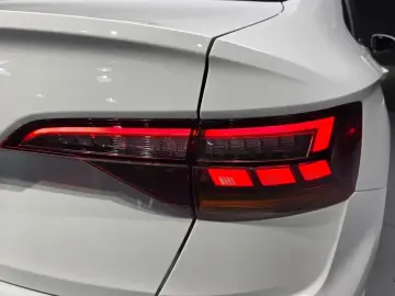 2021 Volkswagen Jetta с пробегом 14 246 км