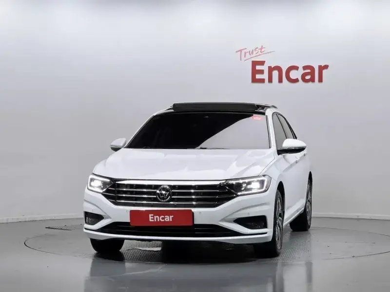 2021 Volkswagen Jetta с пробегом 27 966 км