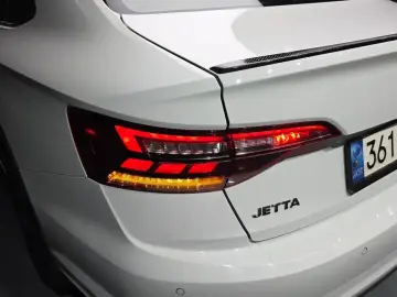 2021 Volkswagen Jetta с пробегом 106 561 км