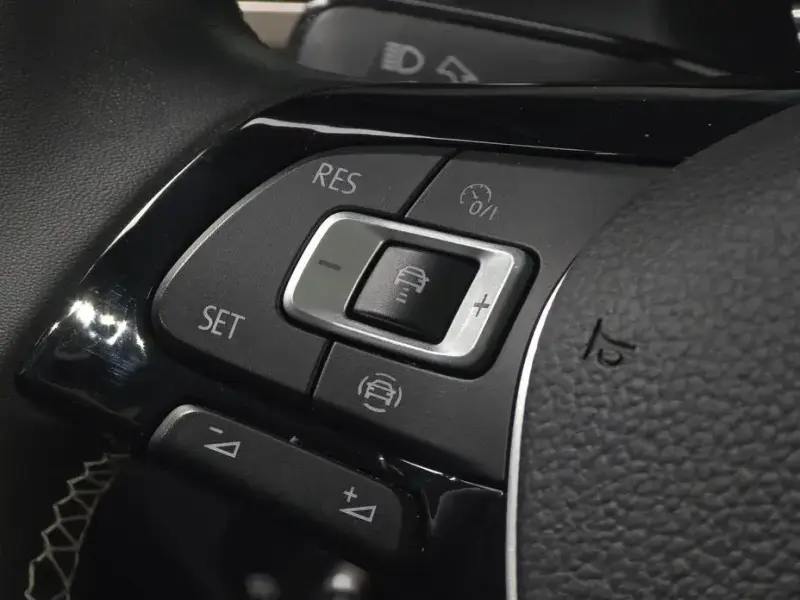 2021 Volkswagen Jetta с пробегом 73 334 км