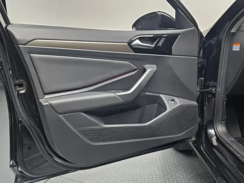 2021 Volkswagen Jetta с пробегом 73 334 км