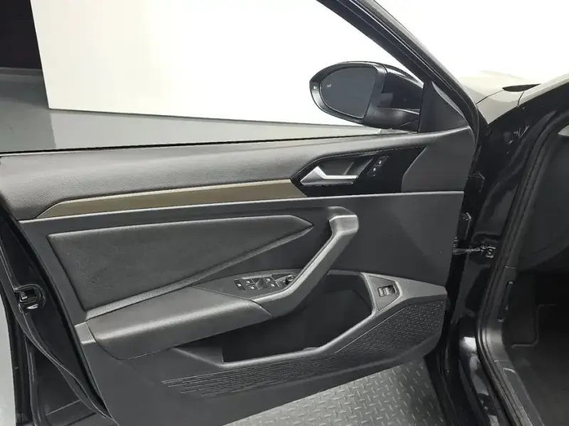 2021 Volkswagen Jetta с пробегом 54 322 км