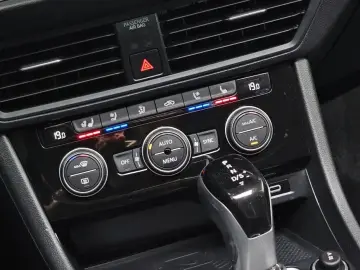 2021 Volkswagen Jetta с пробегом 54 322 км
