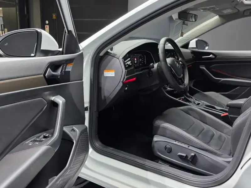 2021 Volkswagen Jetta с пробегом 133 711 км