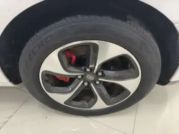 2022 Aito M5 с пробегом 58 000 км