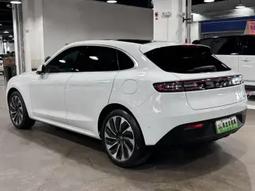 2022 Aito M5 с пробегом 40 000 км