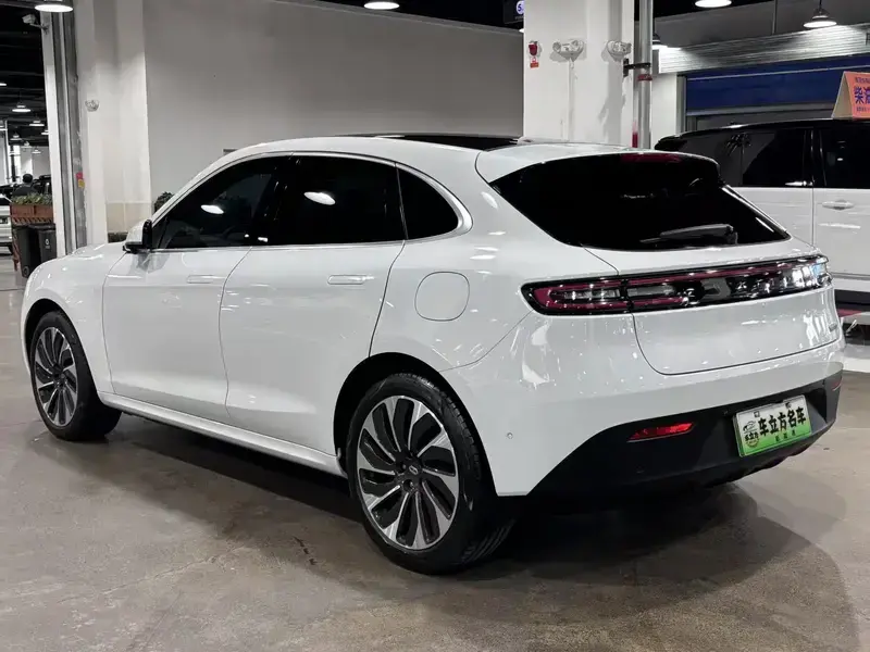 2022 Aito M5 с пробегом 40 000 км
