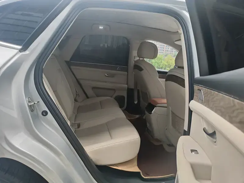 2022 Aito M5 с пробегом 158 000 км
