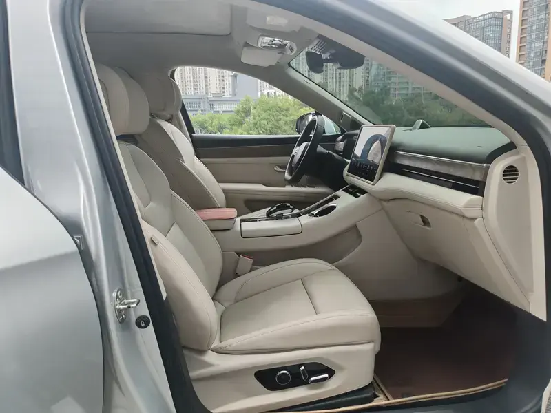 2022 Aito M5 с пробегом 158 000 км