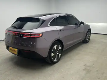 2023 Aito M5 с пробегом 93 600 км