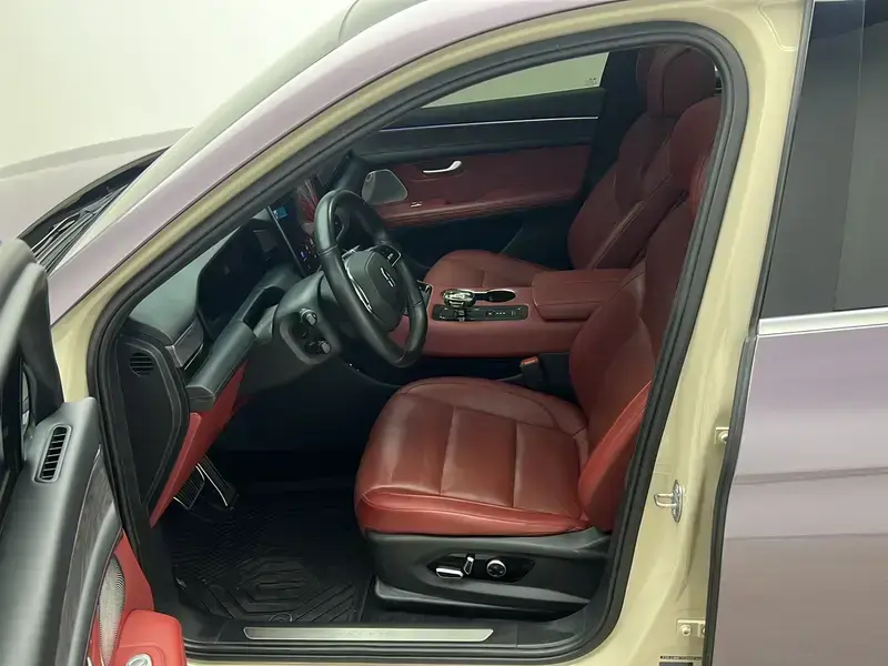 2023 Aito M5 с пробегом 93 600 км