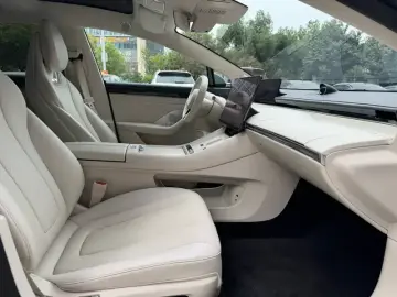 2026 Luxeed S7 с пробегом 24 000 км