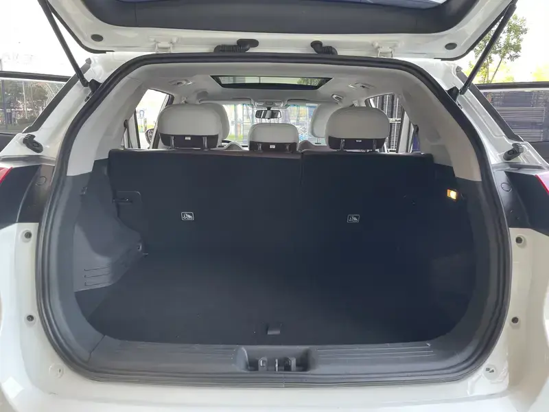2022 Geely Atlas Pro с пробегом 37 000 км