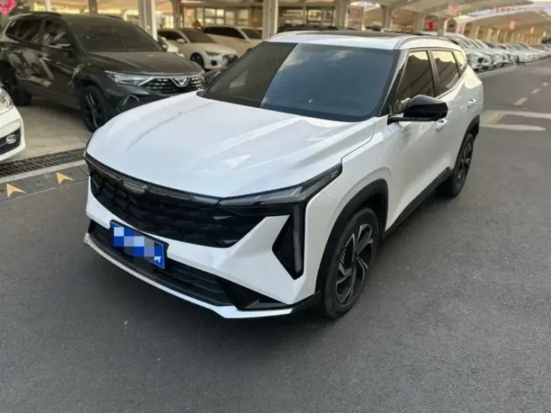 2023 Geely Atlas Pro с пробегом 37 000 км