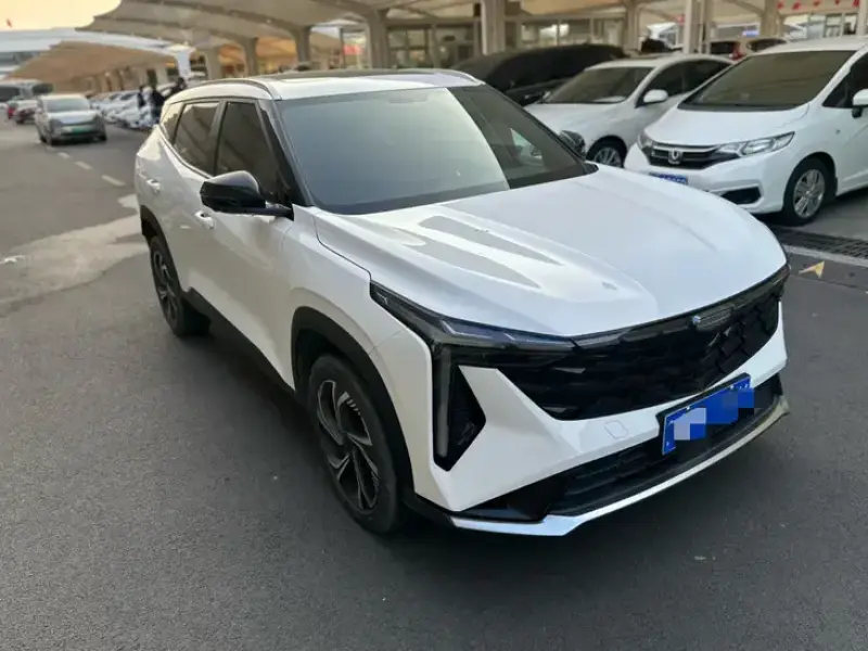 2023 Geely Atlas Pro с пробегом 37 000 км