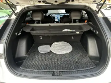 2023 Geely Atlas Pro с пробегом 37 000 км
