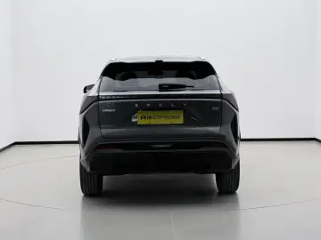 2024 Geely Atlas Pro с пробегом 42 900 км