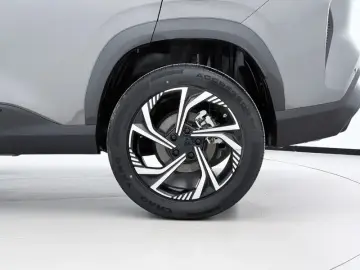 2024 Geely Atlas Pro с пробегом 42 900 км