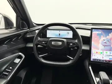 2024 Geely Atlas Pro с пробегом 42 900 км
