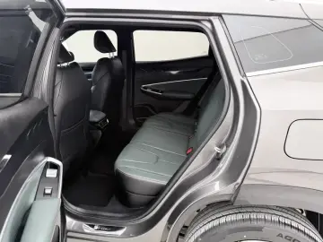 2024 Geely Atlas Pro с пробегом 42 900 км