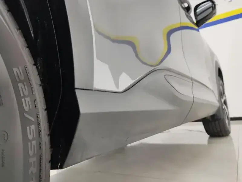 2024 Geely Atlas Pro с пробегом 16 000 км