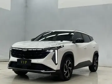 2023 Geely Atlas Pro с пробегом 30 000 км