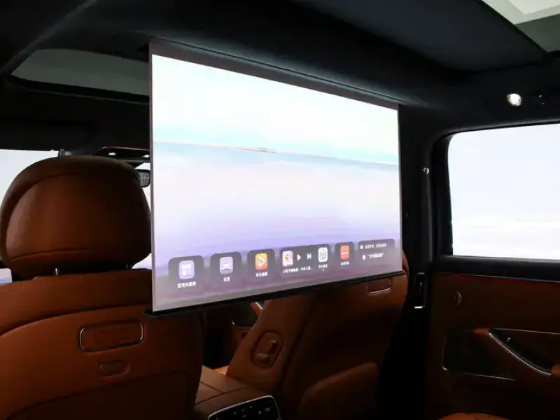 2025 Aito M8 с пробегом 17 000 км